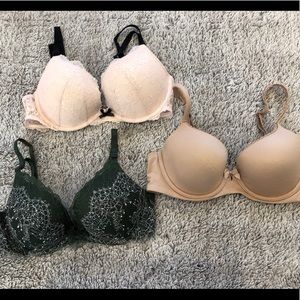 Victoria’s Secret Bras 34C